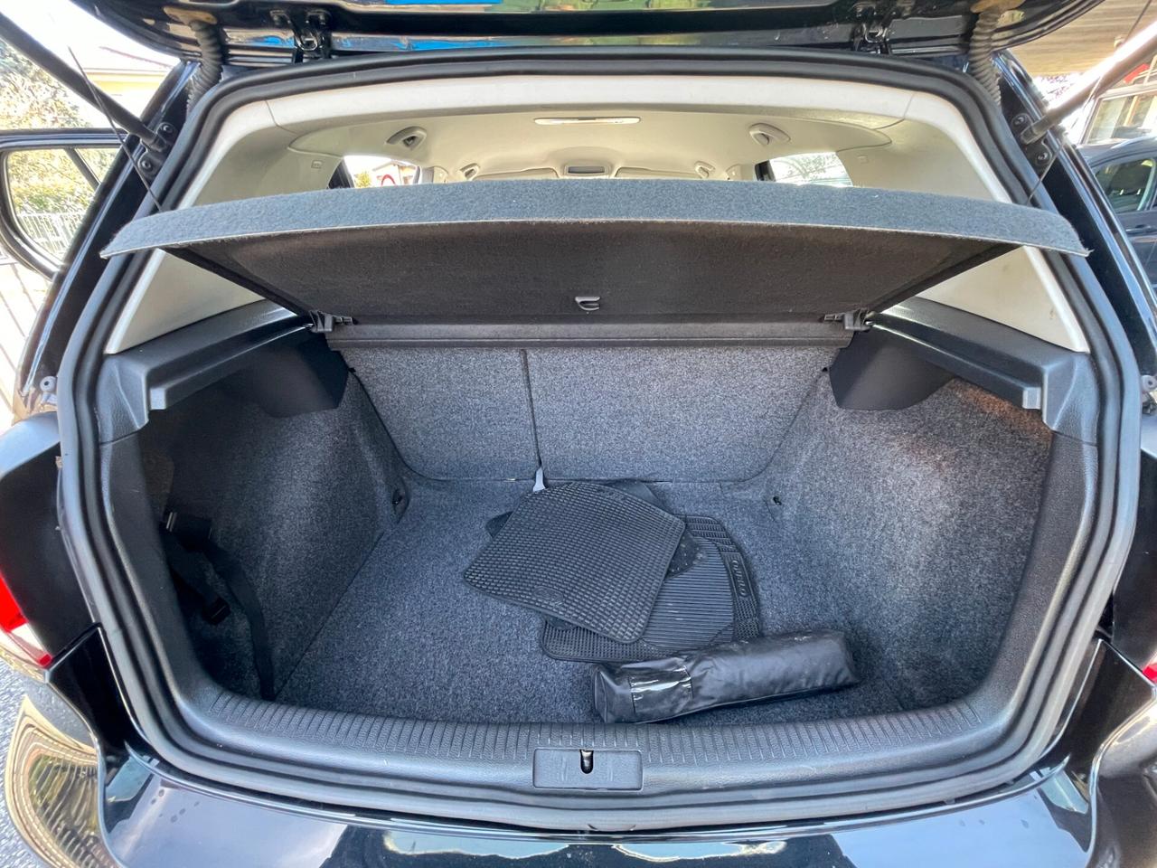Volkswagen Golf VI 5p 1.6 tdi Trendline