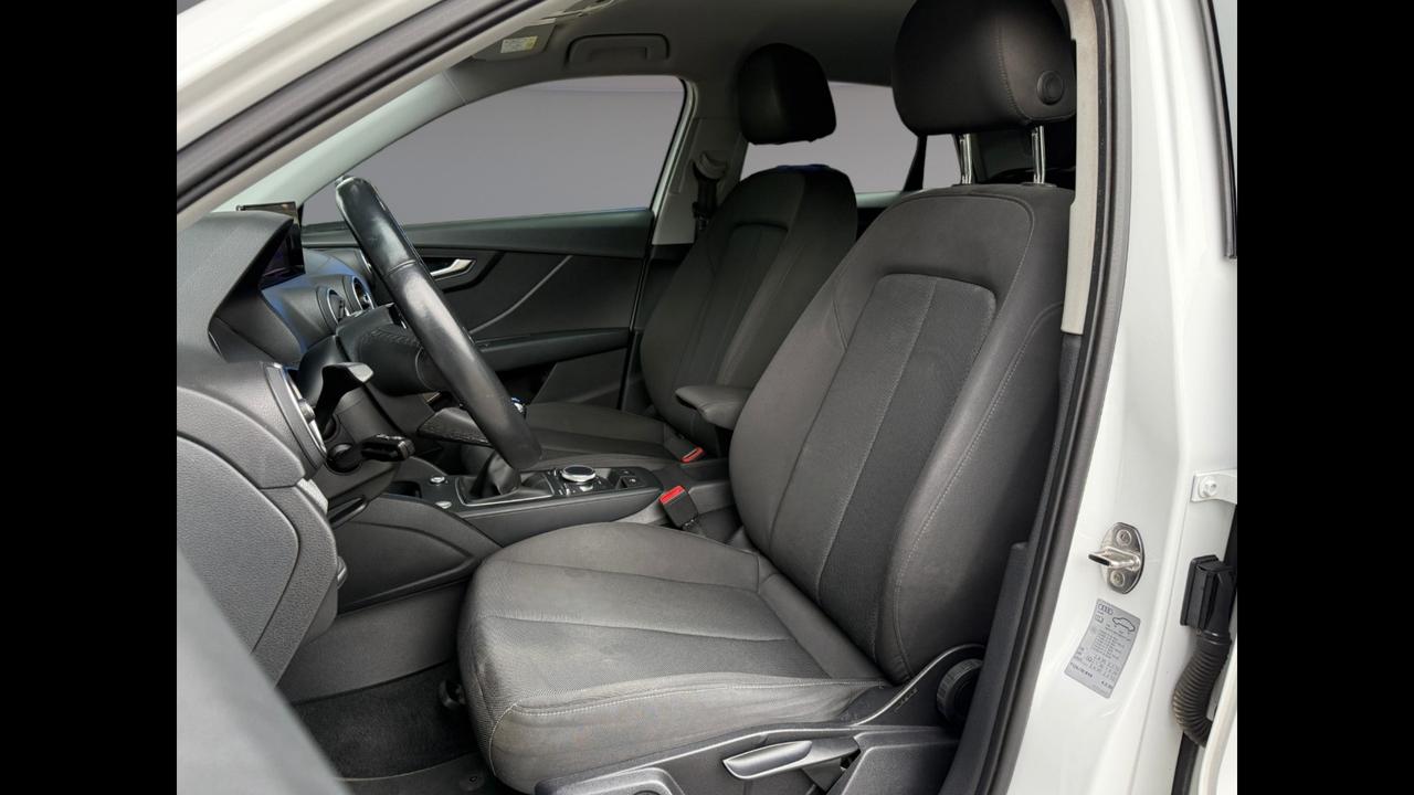 AUDI Q2 I 2021 - Q2 30 1.0 tfsi Admired