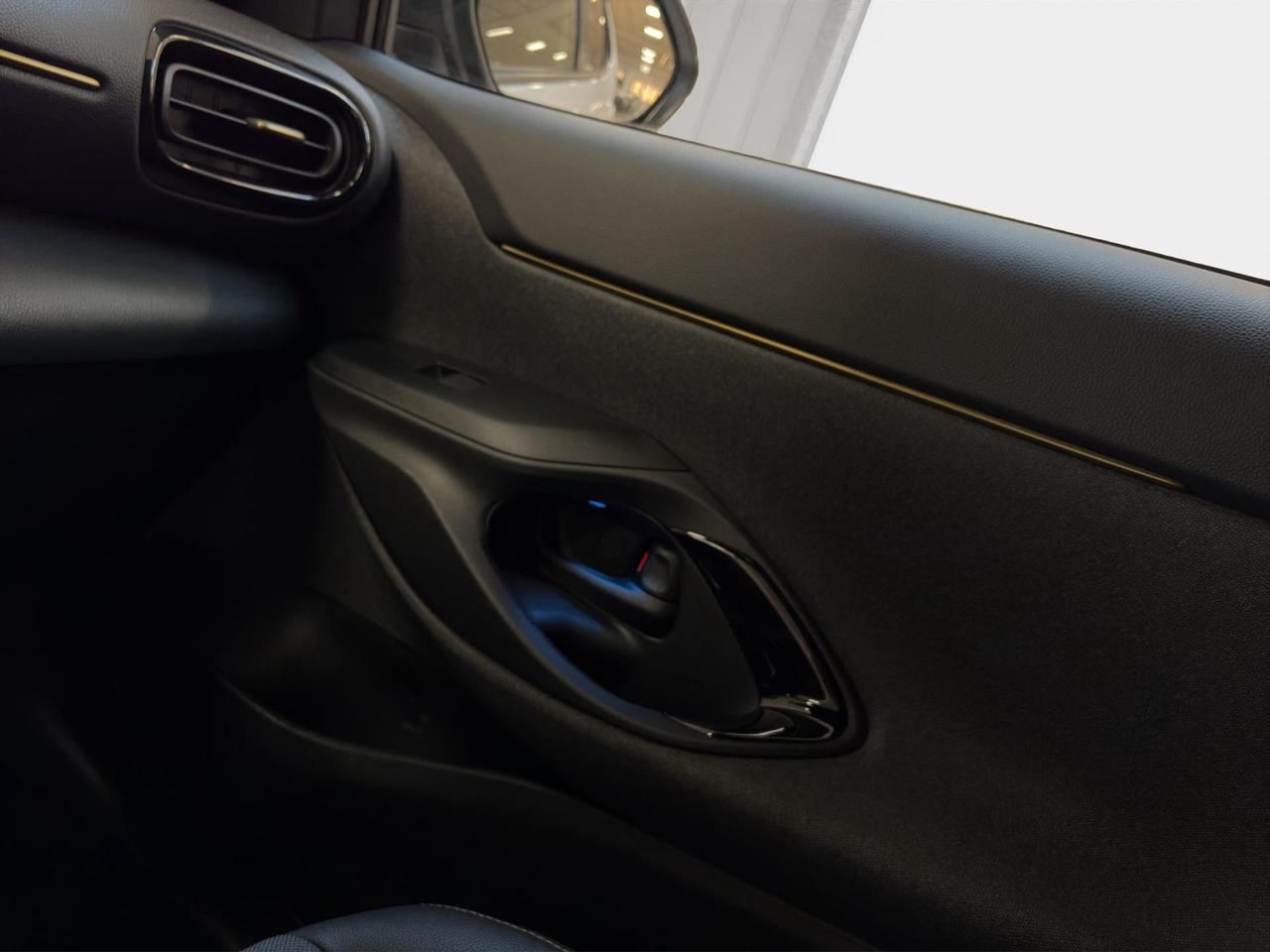 Toyota Yaris Cross 1.5h Adventure fwd 116cv e-cvt