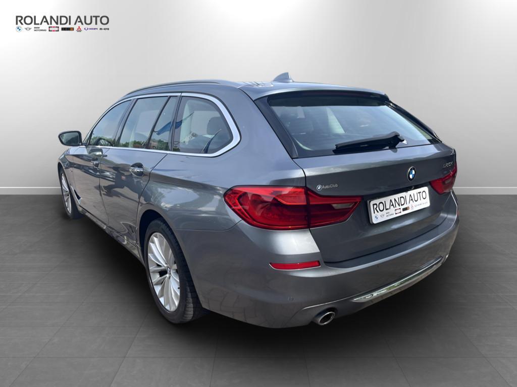 BMW Serie 5 Touring 520 d Luxury Steptronic