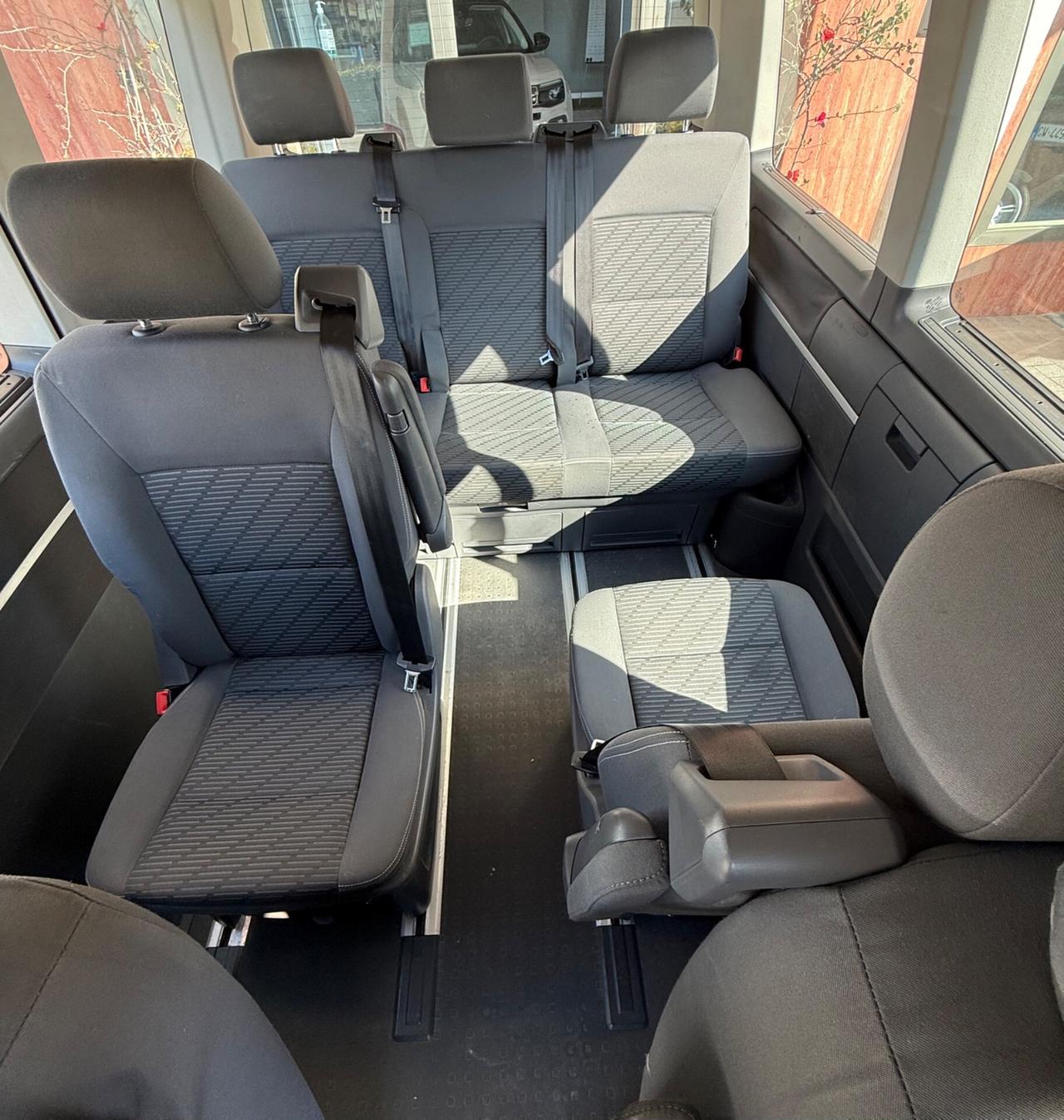 Volkswagen Multivan 2.0 TDI 180CV Highline 7 POSTI