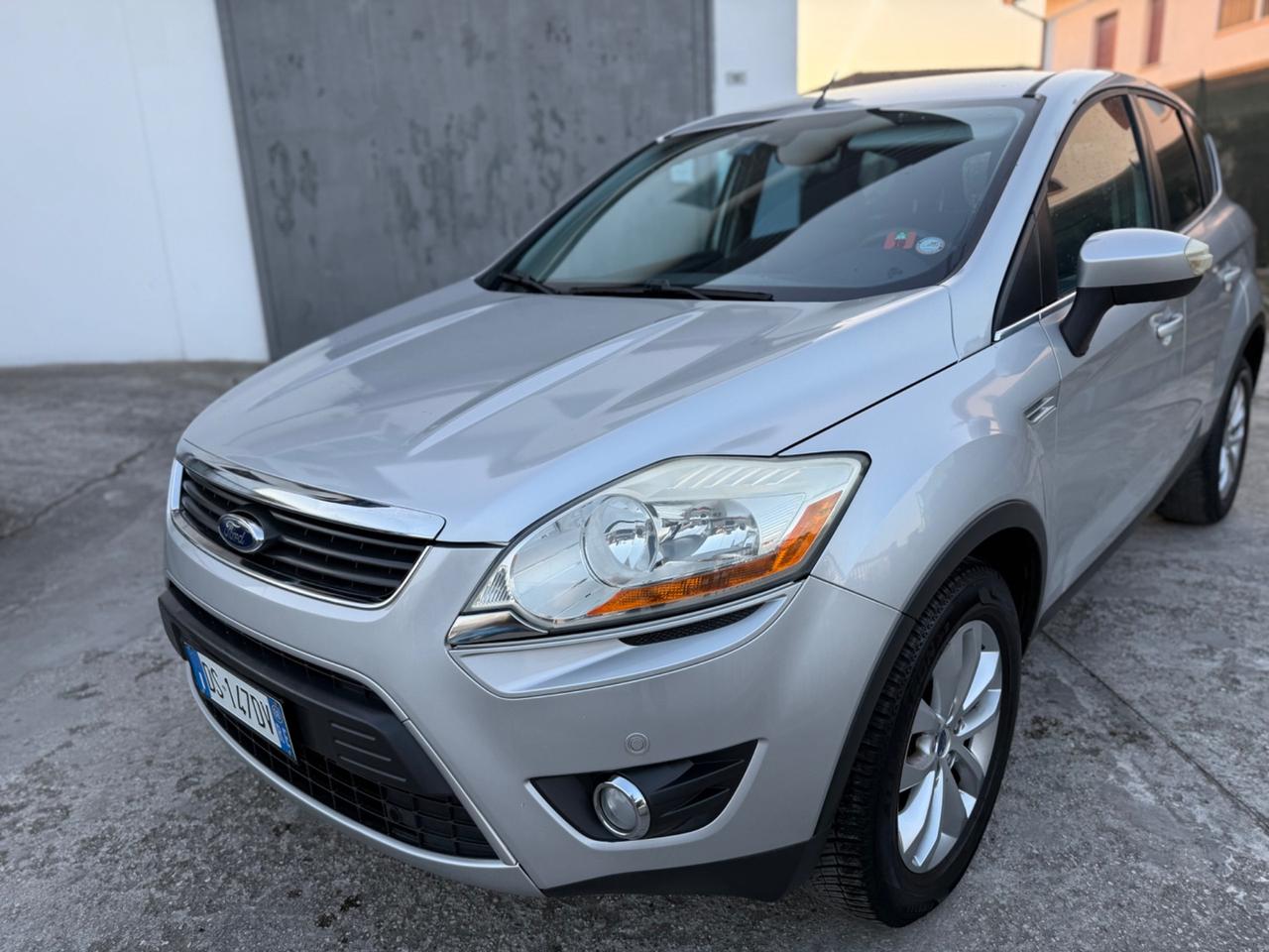 Ford Kuga 2.0 TDCi 4WD 4x4 Titanium SOLI 147 MILA KM