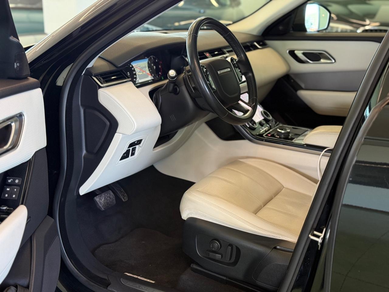Land Rover Range Velar 2.0D I4 240 CV HSE