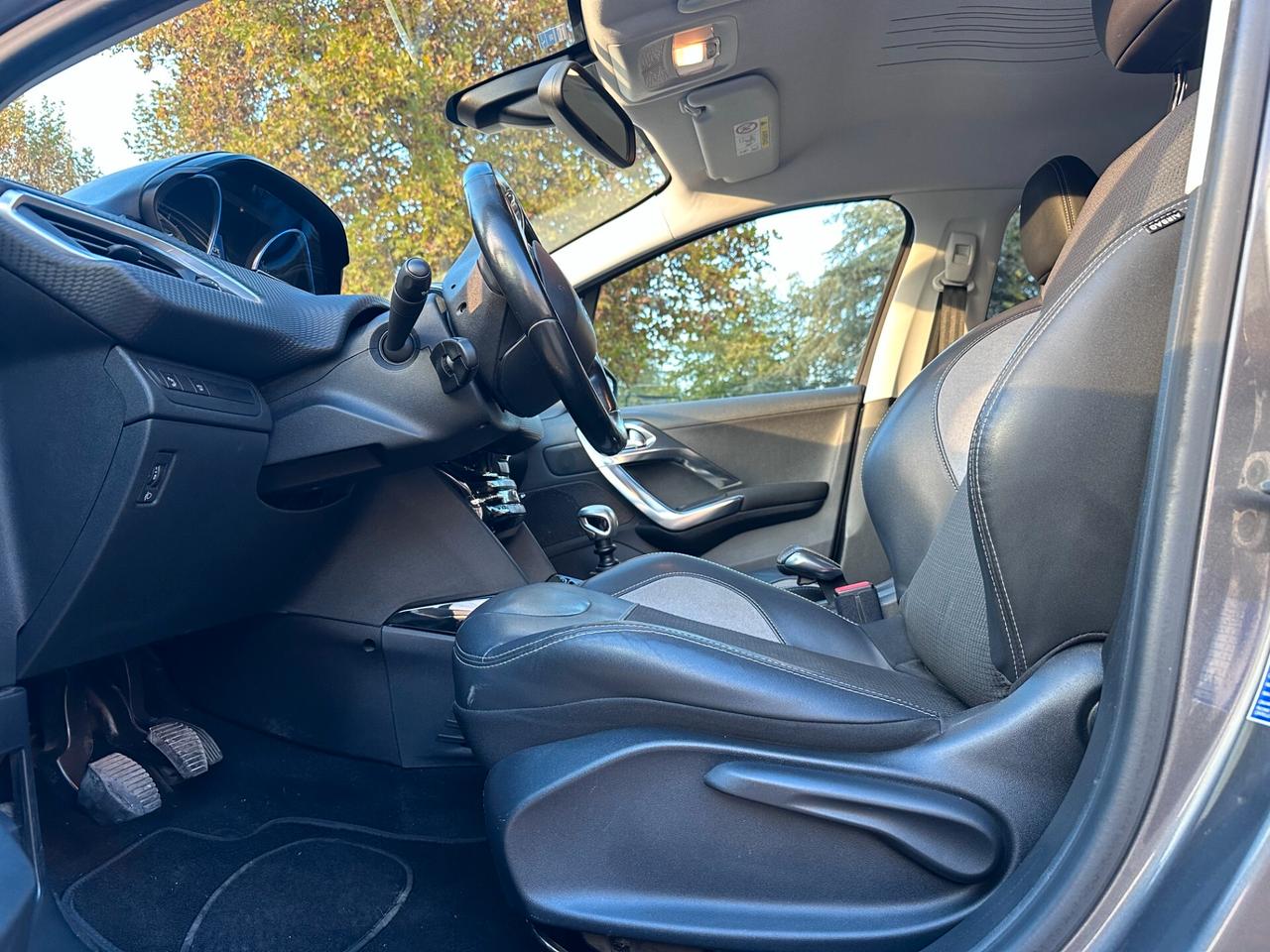 Peugeot 2008 BlueHDi 120 S&S Allure