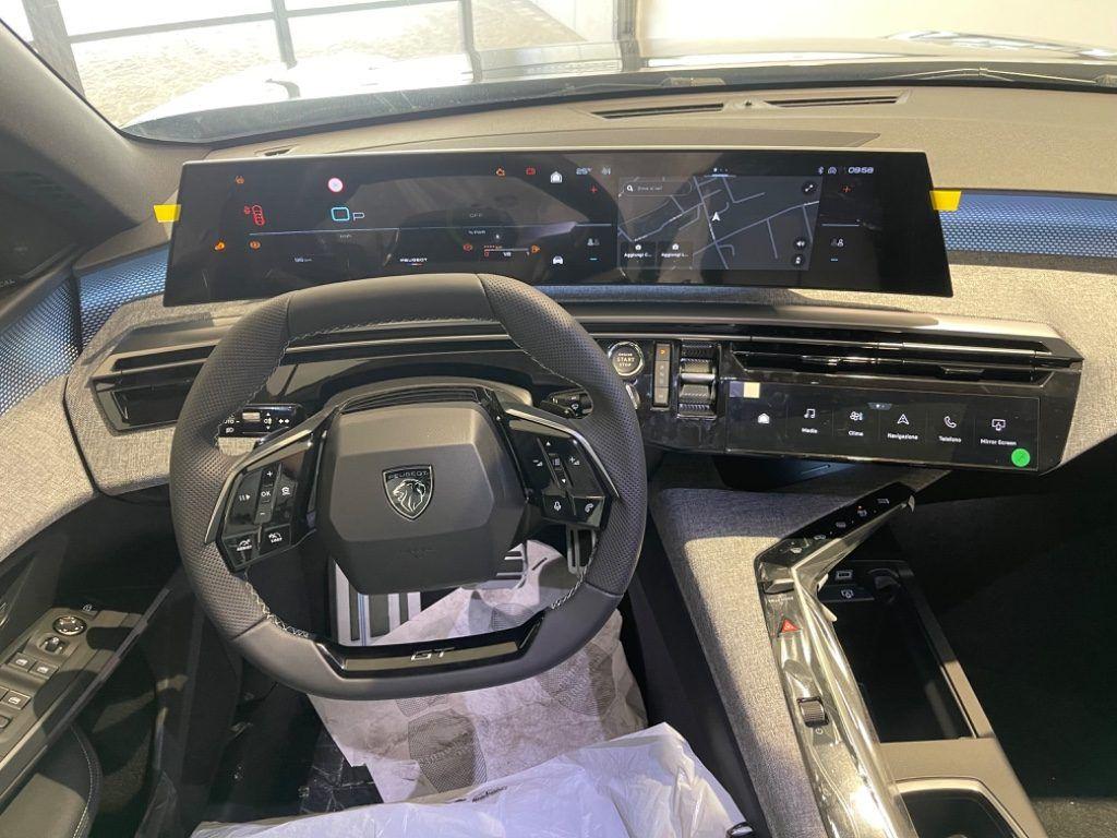 Peugeot 3008 GT Hybrid 145 TURBO A CATENA 8 ANNI DI GARANZIA