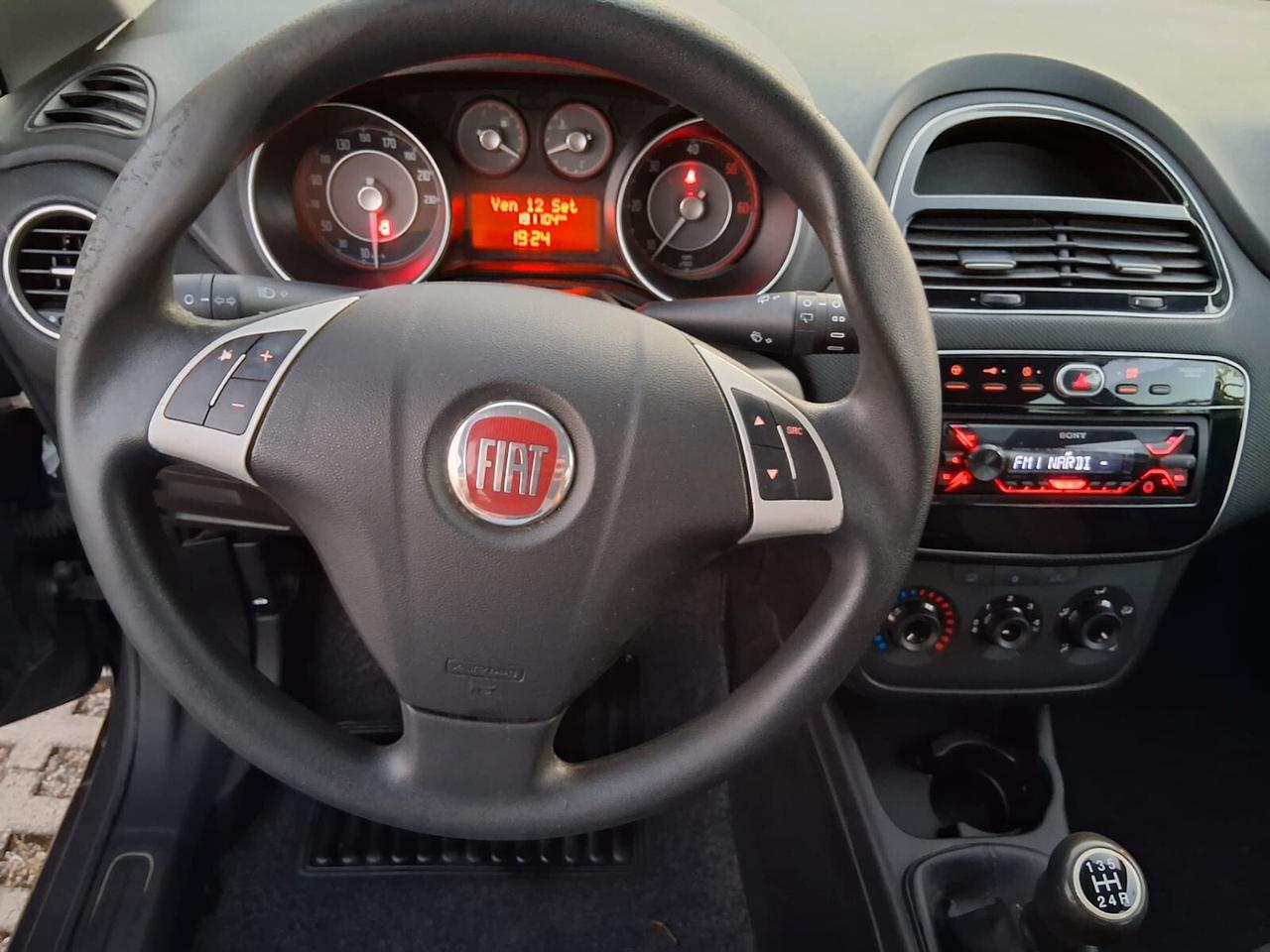 Fiat Punto 1.3 MJT II S&S 95 CV 5 porte Street-2017