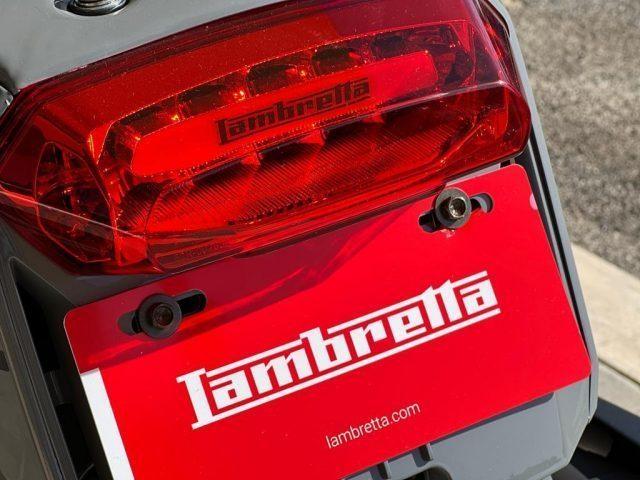 LAMBRETTA V125 SPECIAL