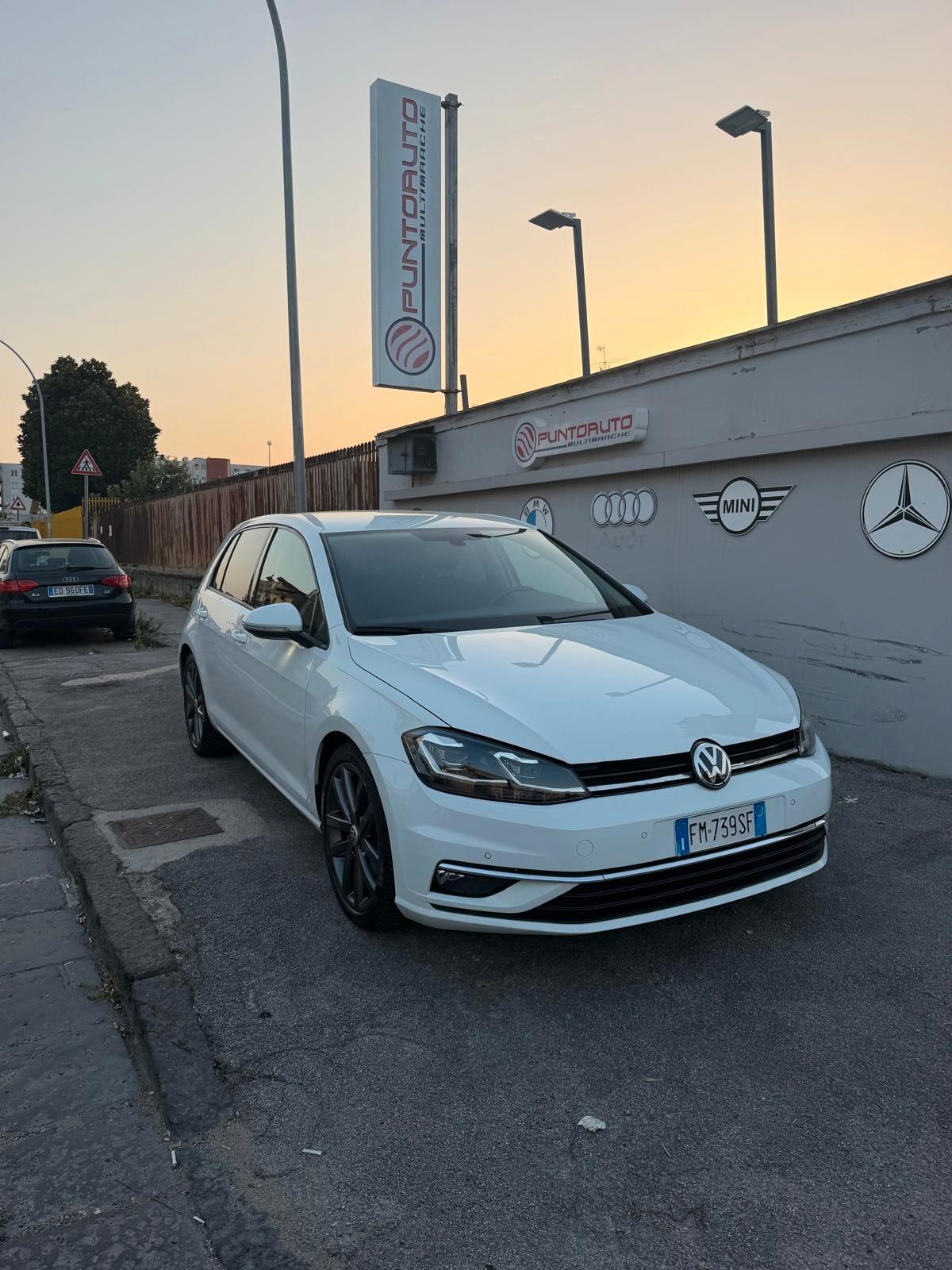 Volkswagen Golf VII 2017 5p 1.6 tdi Highline 115cv dsg