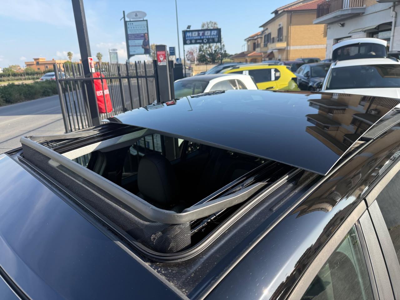 Jeep Avenger 1.2 turbo e-hybrid mhev Summit 110cv edct6 TETTO