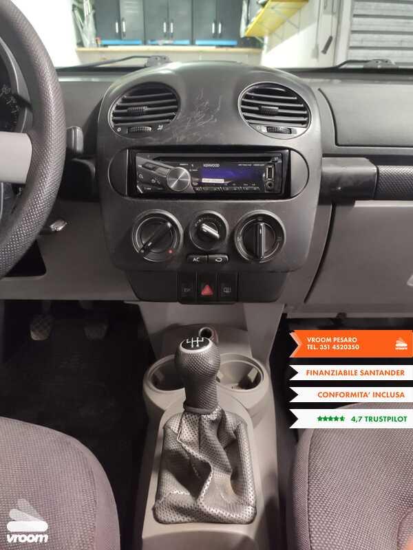 VOLKSWAGEN New Beetle 1.6 Cabrio