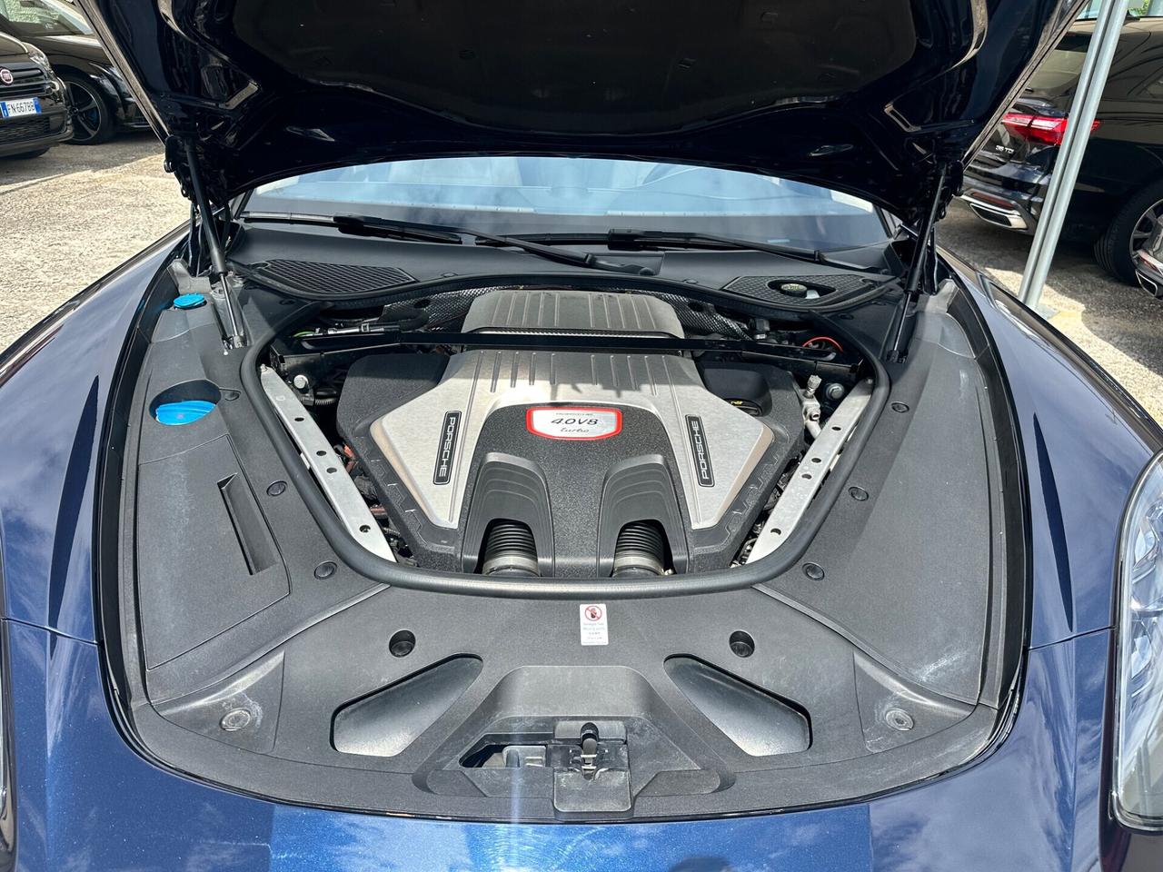 Porsche Panamera 4.0 Turbo