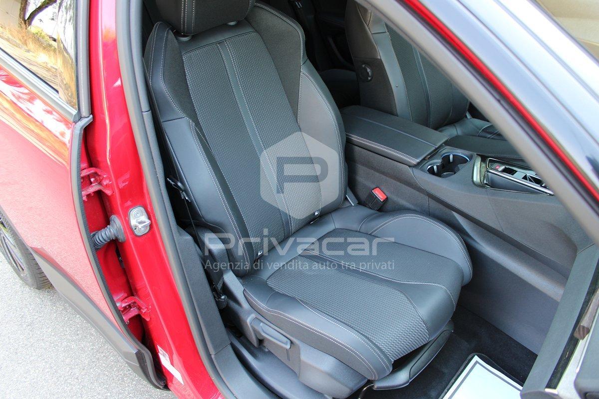 PEUGEOT 3008 BlueHDi 130 S&S EAT8 GT