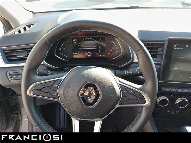 RENAULT Captur 1.6 E TECH Hybrid Intens Auto