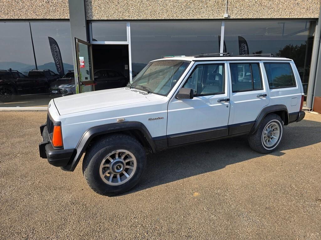 Jeep Cherokee 2.1 turbodiesel 5 porte Chief