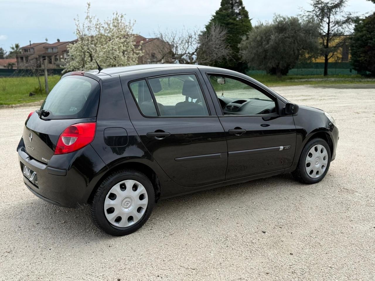 Renault Clio Diesel 1.5 DCi Unipropritario Neopatentati