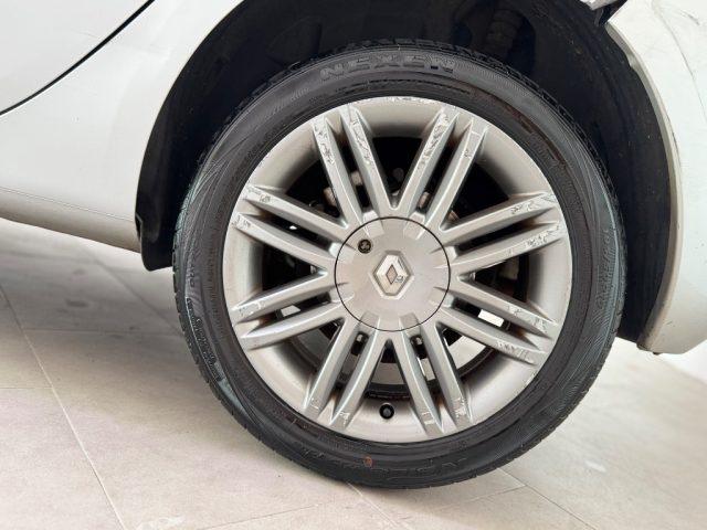 RENAULT Clio 1.2 16V TCE 100CV 5 porte Luxe