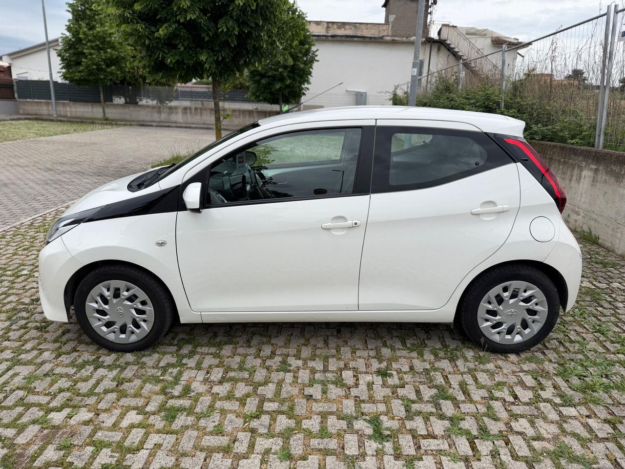 Toyota Aygo Connect 1.0 *MINIRATE*