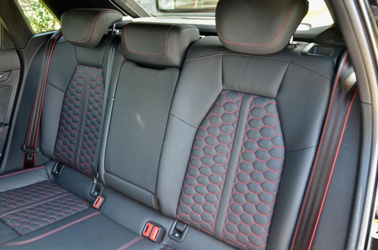 AUDI RS3 SPORTBACK 2.5 TFSI QUATTRO 400cv S-TRONIC, BOLLO E SUPER 2/27, UNICOPROPRIETARIO, TETTO, DYNAMIC PACK, MILLTEK, MATRIX, PERMUTE
