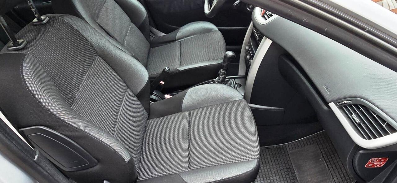 Peugeot 207 SW 1.6 HDI Sweet Years