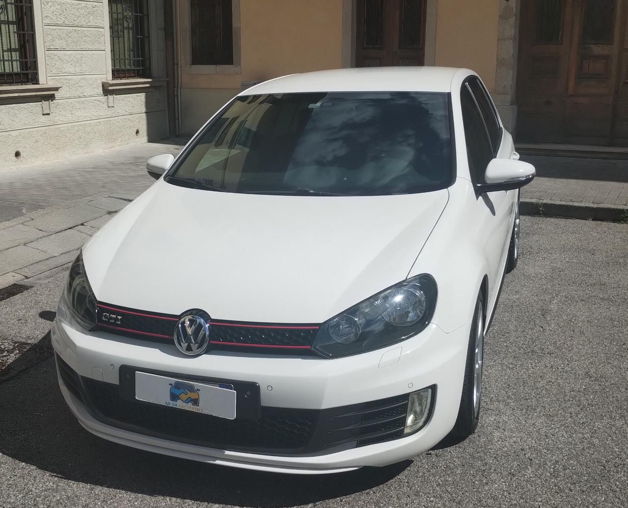 Volkswagen Golf GTI 2.0 TSI DSG 5p.