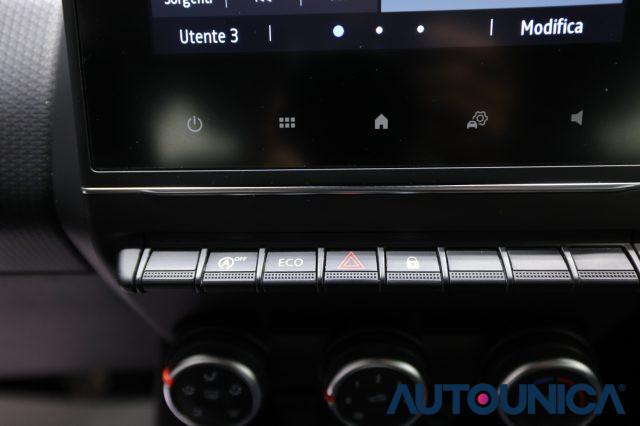 RENAULT Clio TCE 90 CV 5 PORTE EQUILIBRE NEOPATENTATI FARI LED