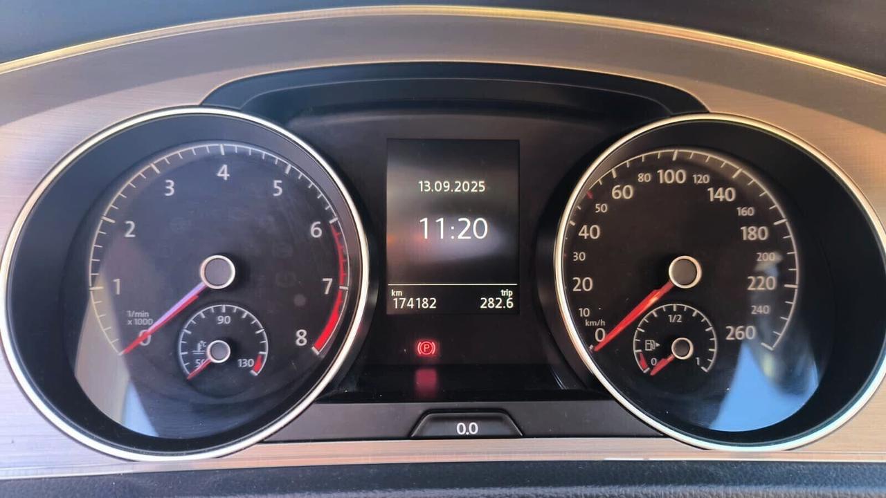 Volkswagen Golf 1.0 TSI DSG 115CV/85Kw