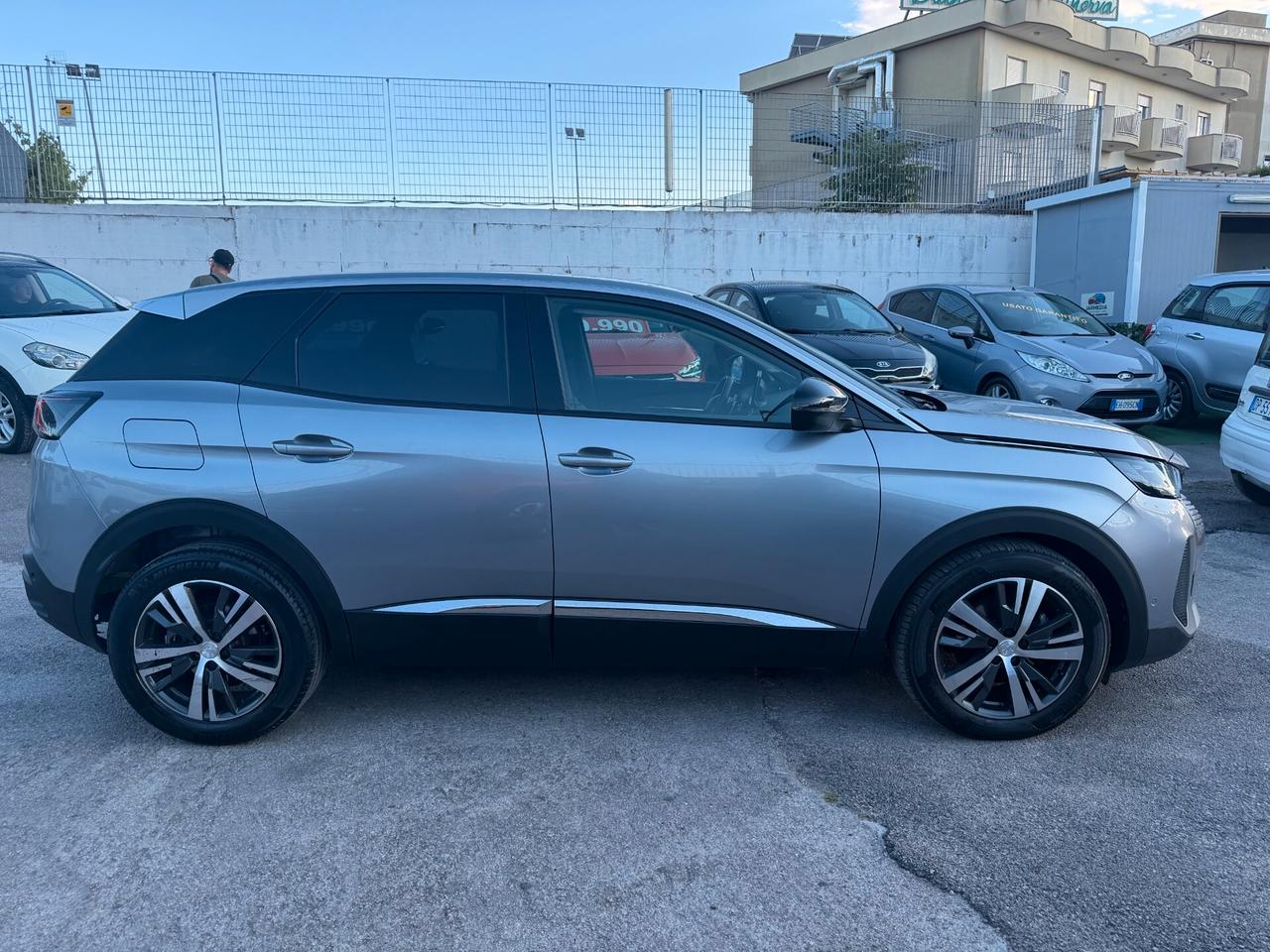 Peugeot 3008 BlueHDi 130 S&S EAT8 Allure