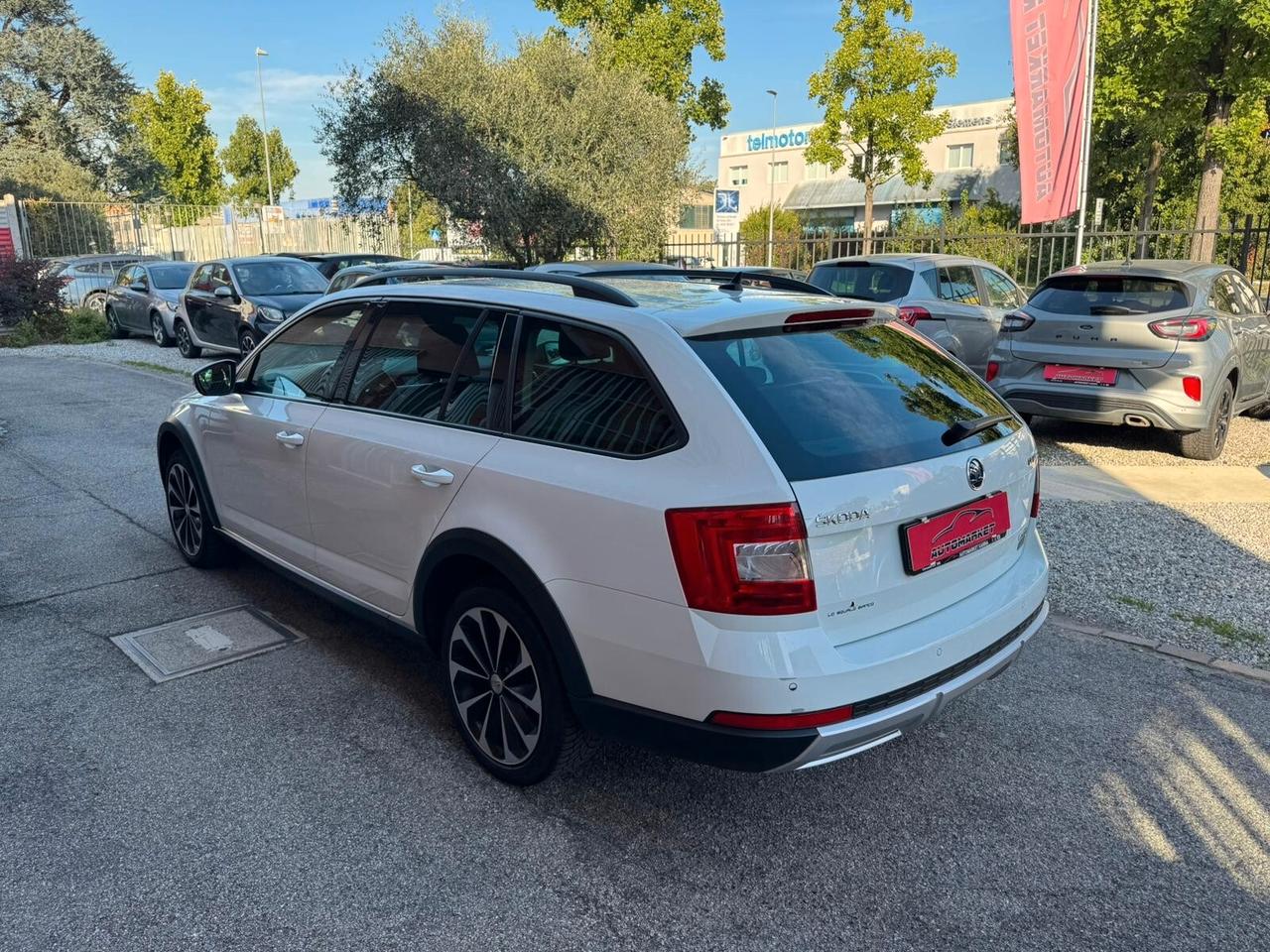 Skoda Octavia 2.0 TDI CR 180 CV 4x4 DSG Wagon Scout
