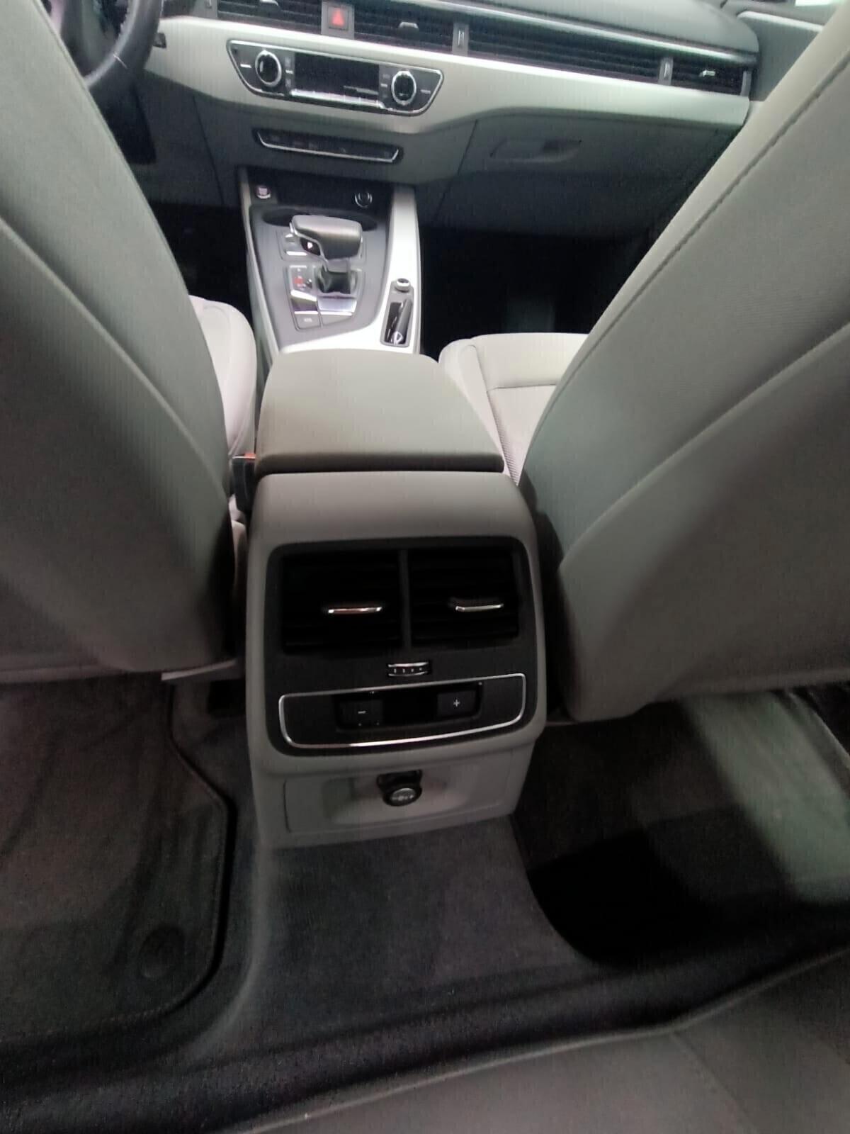 Audi A4 Avant 35 TDI S tronic