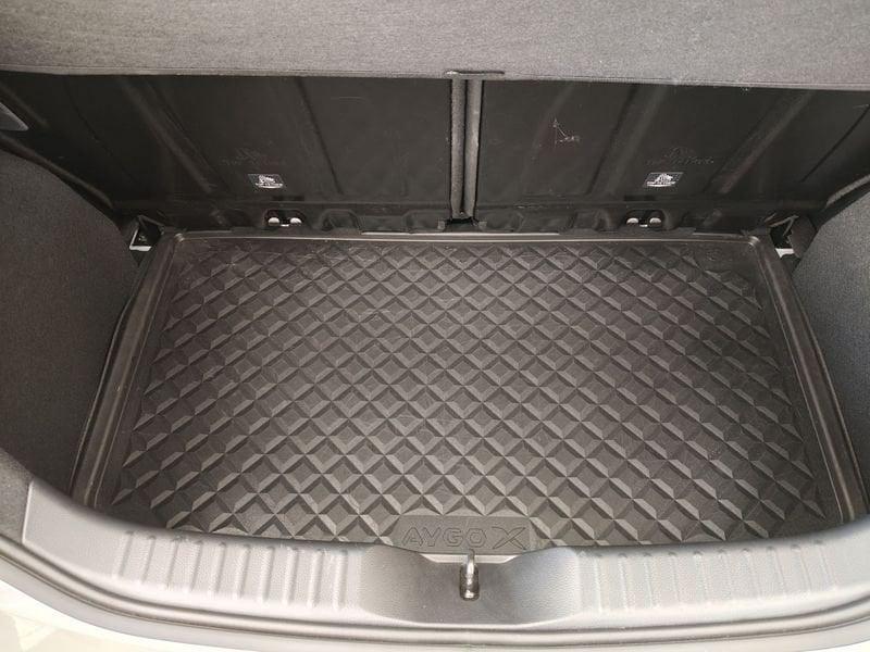 Toyota Aygo X Aygo X 1.0 VVT-i 72 CV 5 porte Active