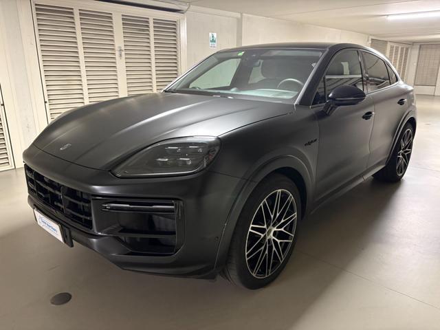PORSCHE Cayenne Coupé 4.0 V8 Turbo E-Hybrid IVA ESPOSTA