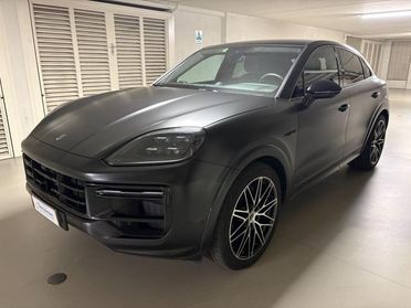 PORSCHE Cayenne Coupé 4.0 V8 Turbo E-Hybrid IVA ESPOSTA