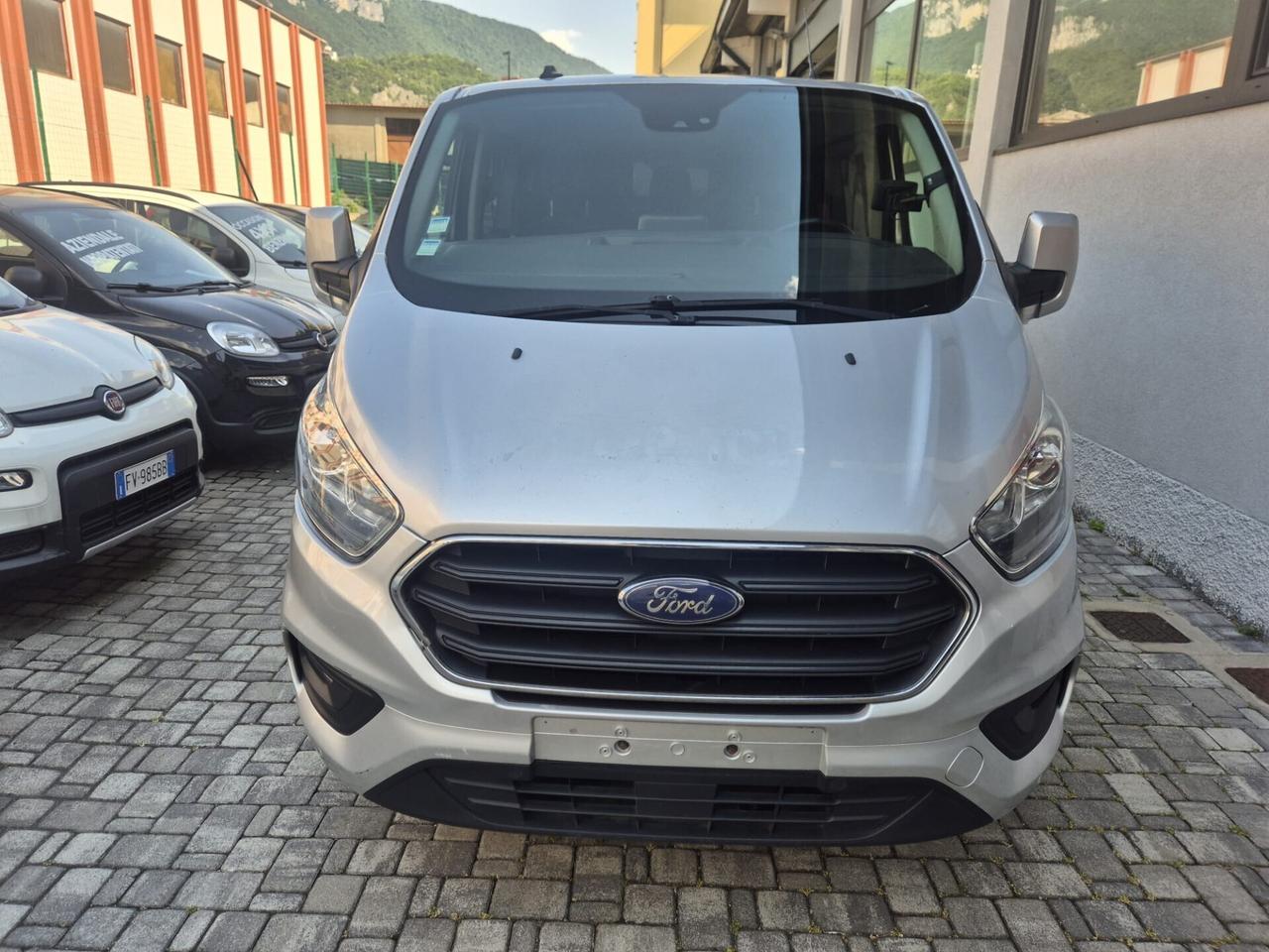 Ford Transit Custom 300 2.0 EcoBlue 130 aut. PC - 6 POSTI - GANCIO TRAINO