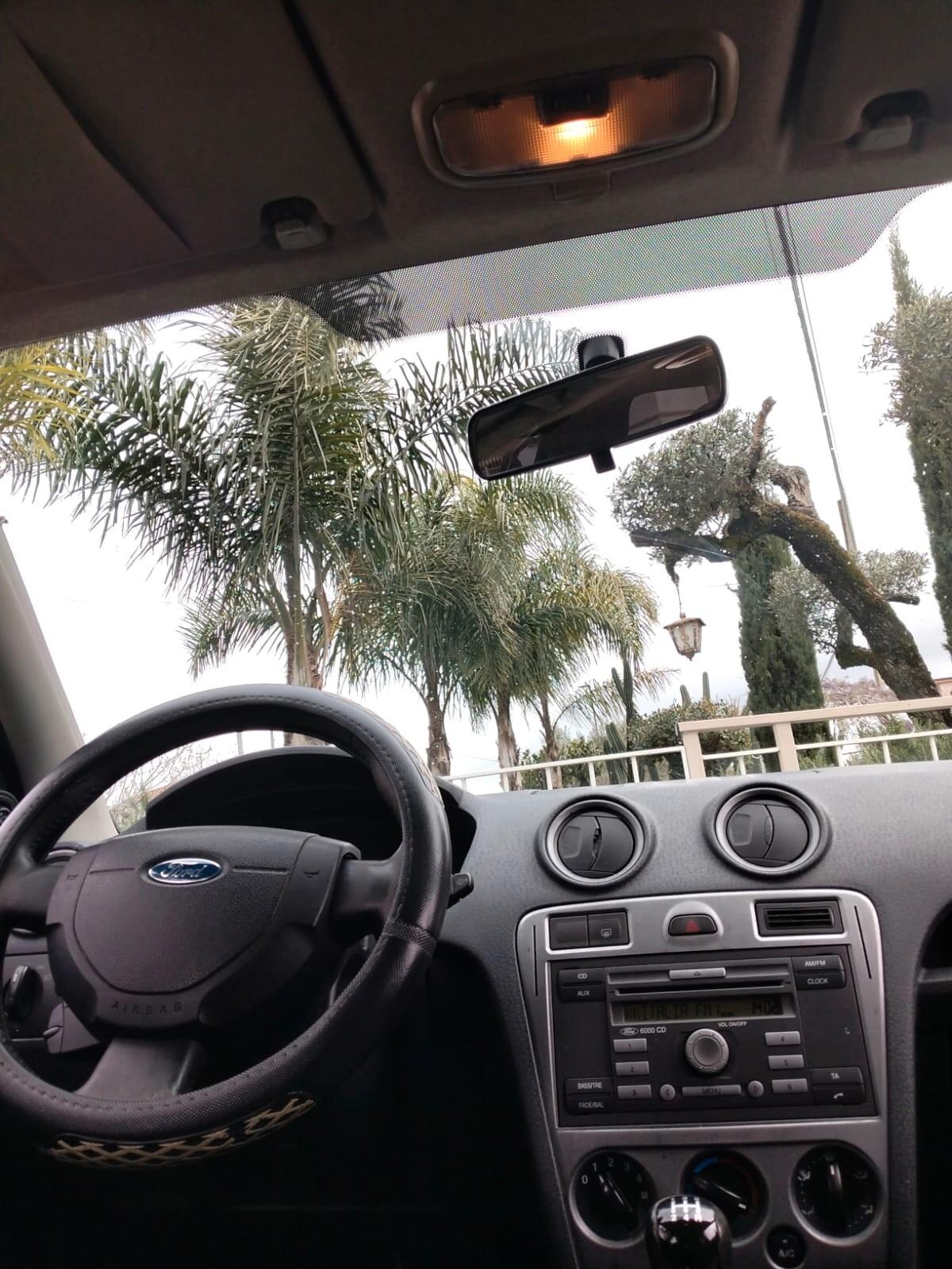 Ford Fusion 1.4 TDCi 5p. Collection