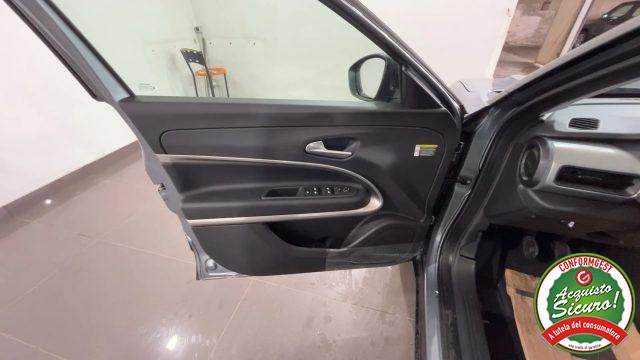 JEEP Avenger 1.2 Turbo Summit + Tetto