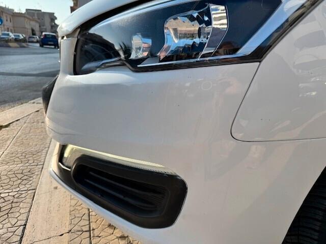 Peugeot 508 BlueHDi 120 EAT6 S&S SW Business Navi-Tetto-Led