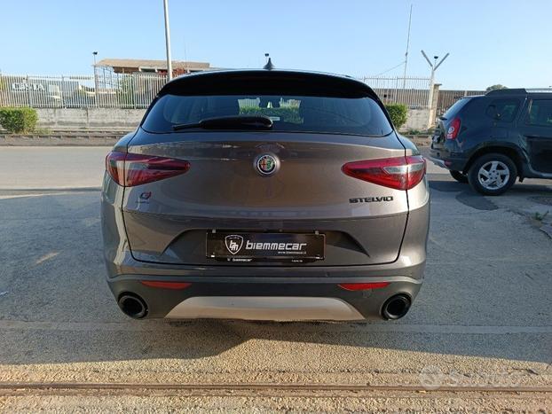 ALFA ROMEO Stelvio 2.2 Turbodiesel 190 CV AT8 Q4