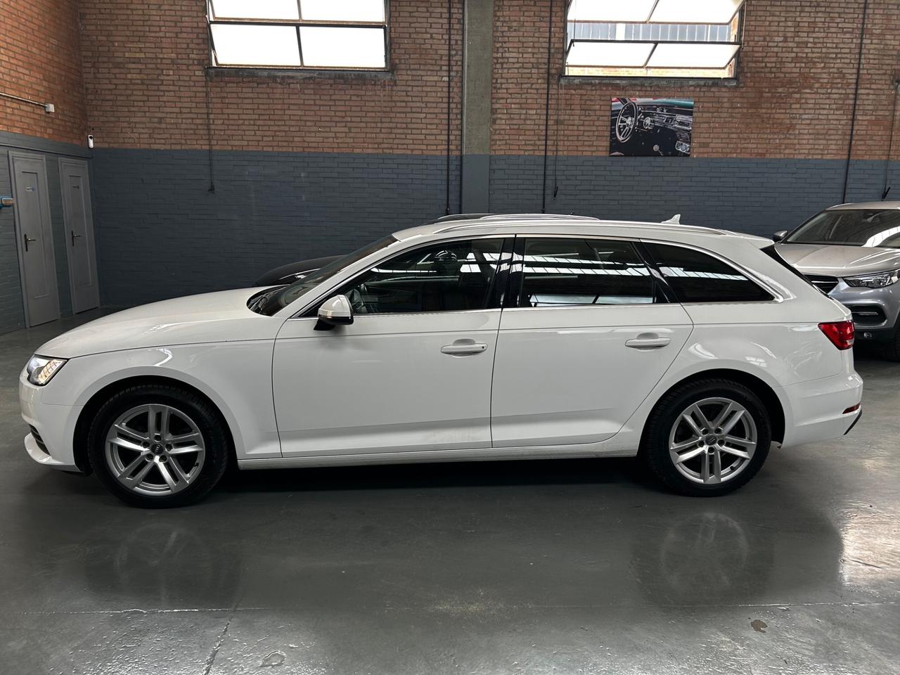 Audi A4 Avant 2.0 TDI 150 CV S tronic Business