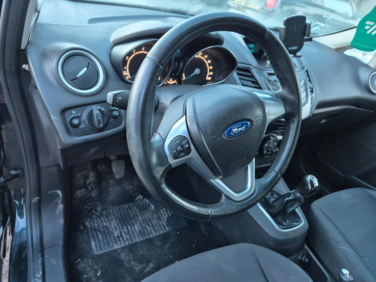 Ford Fiesta 1.2 60CV 5 porte Titanium