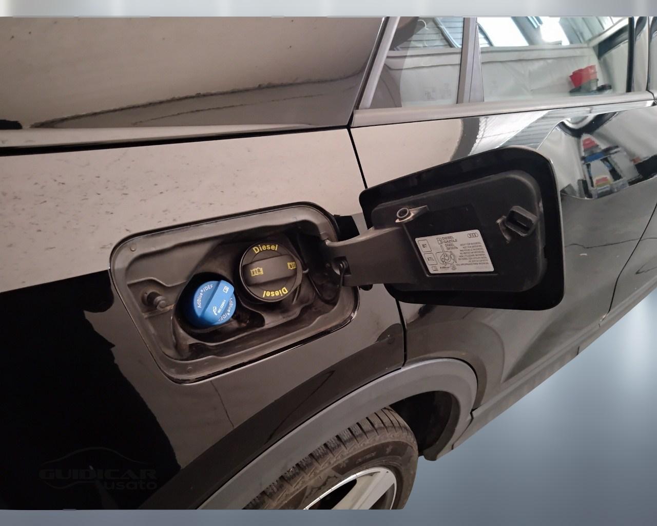 AUDI Q2 I 2021 - Q2 30 2.0 tdi Admired