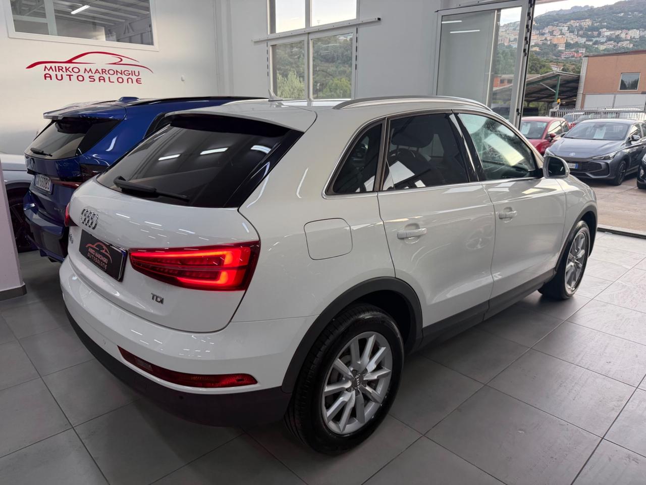 Audi Q3 2.0 TDI 120 CV Sport FINANZIABILE