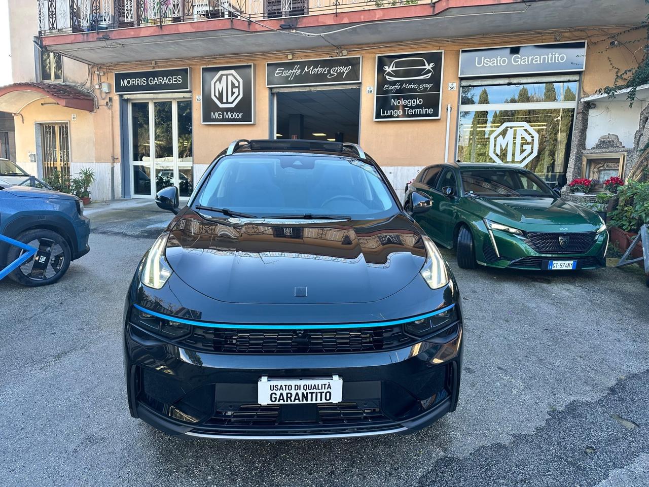 Lynk&co 01 PHEV More NO VINCOLI