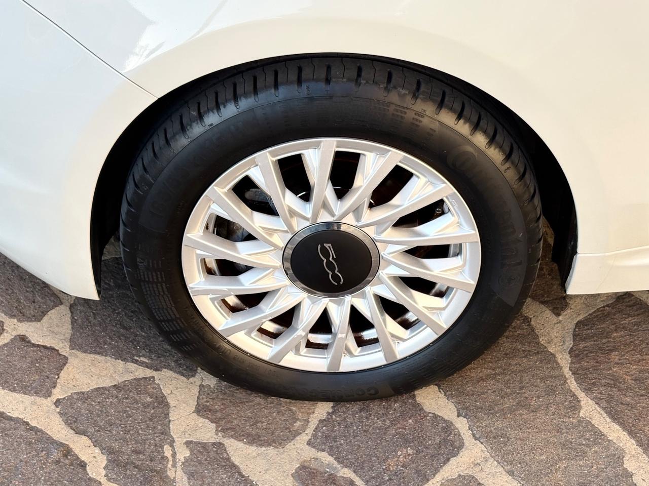 Fiat 500 1.3 MJT 95 CV Lounge FULL/LED/NAV