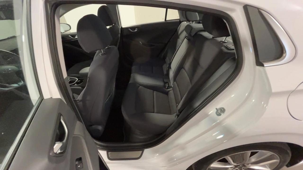 Hyundai Ioniq 1.6 Hybrid DCT Style