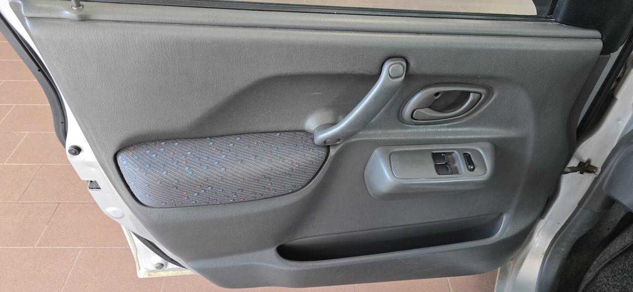 Suzuki Ignis 1.3i 16V cat 4WD