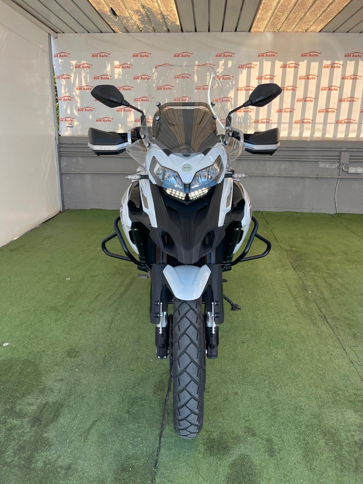 BENELLI TRK 502 (500cc ENDURO )