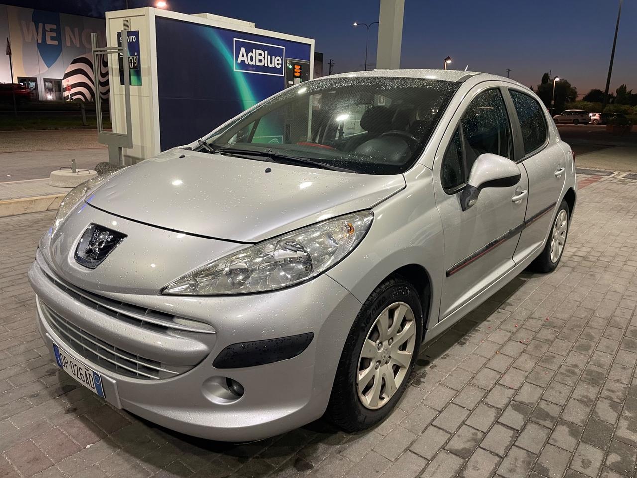 PEUGEOT 207 NEOPATENTATI 1.4 BENZINA/GPL 133.000 KM 2008.