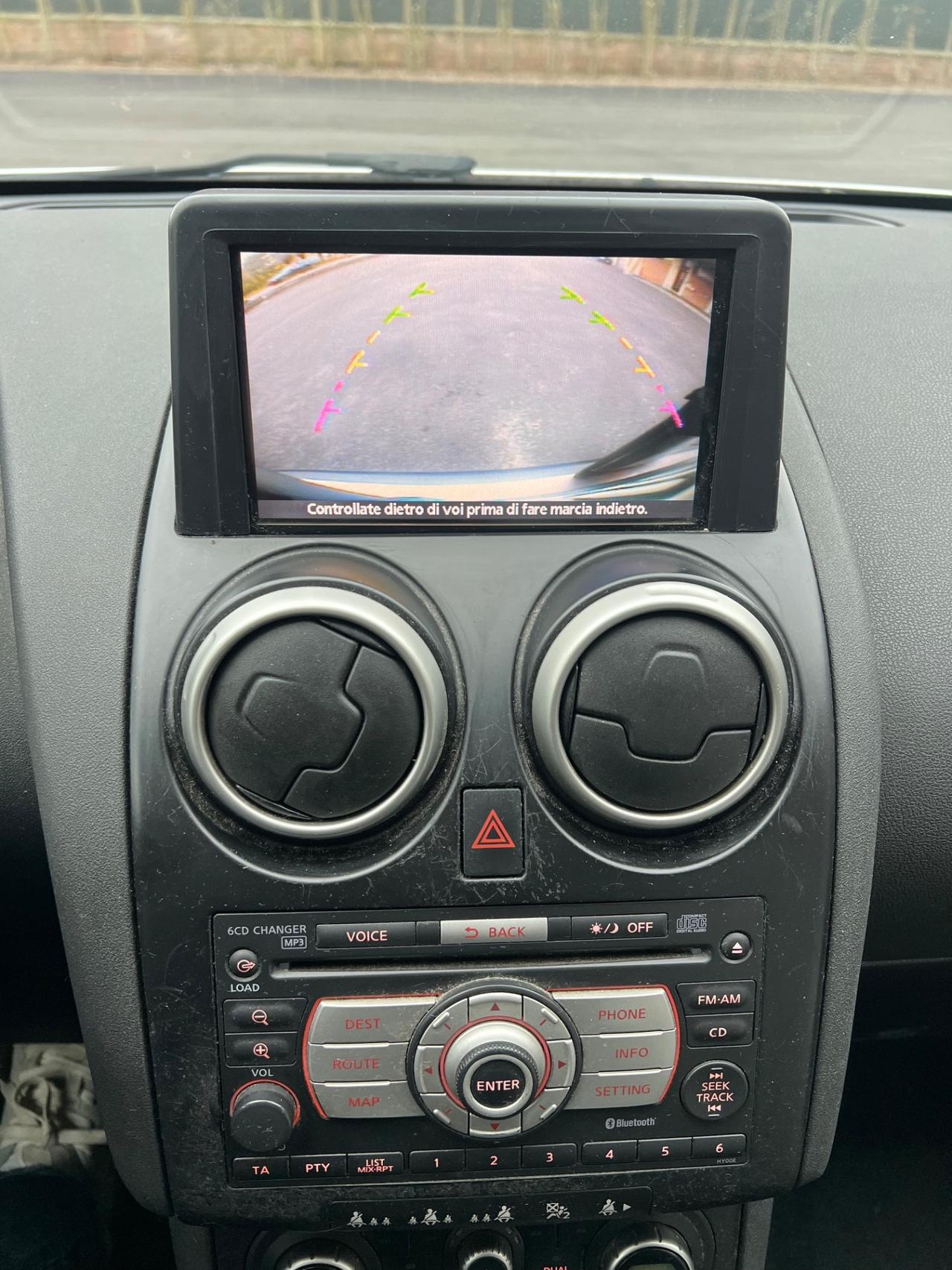 Nissan Qashqai 2.0 dCi DPF 4WD Tekna