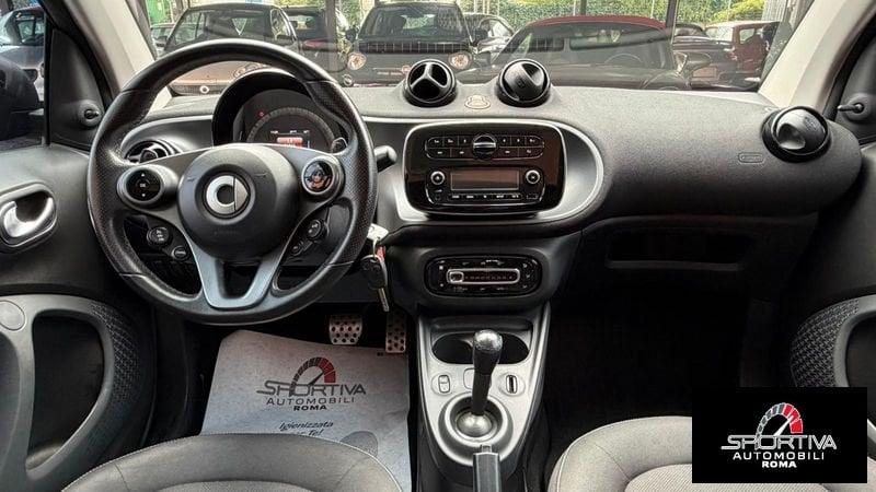 smart fortwo PACCHETTO SPORT OPACA RATA MENSILE 210,00 EURO fortwo 70 1.0 Passion