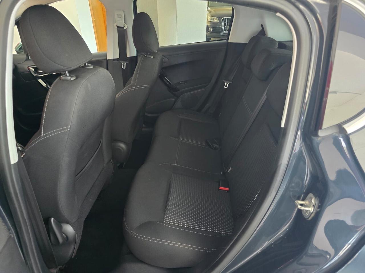 Peugeot 208 BlueHDi 75 5 porte Allure